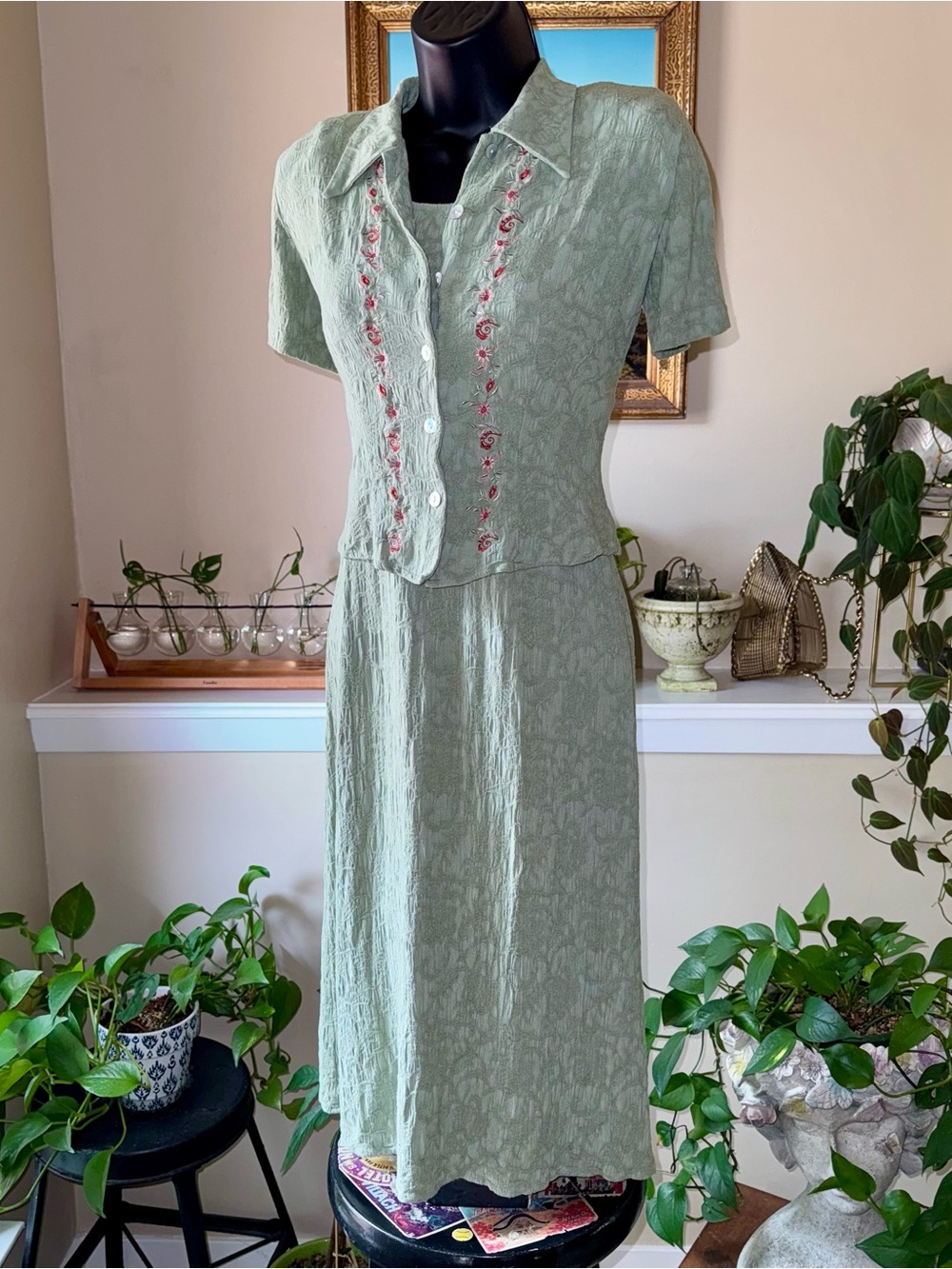 Vintage K Petite Sage Green Embroidered 2-Piece Midi Dress Set